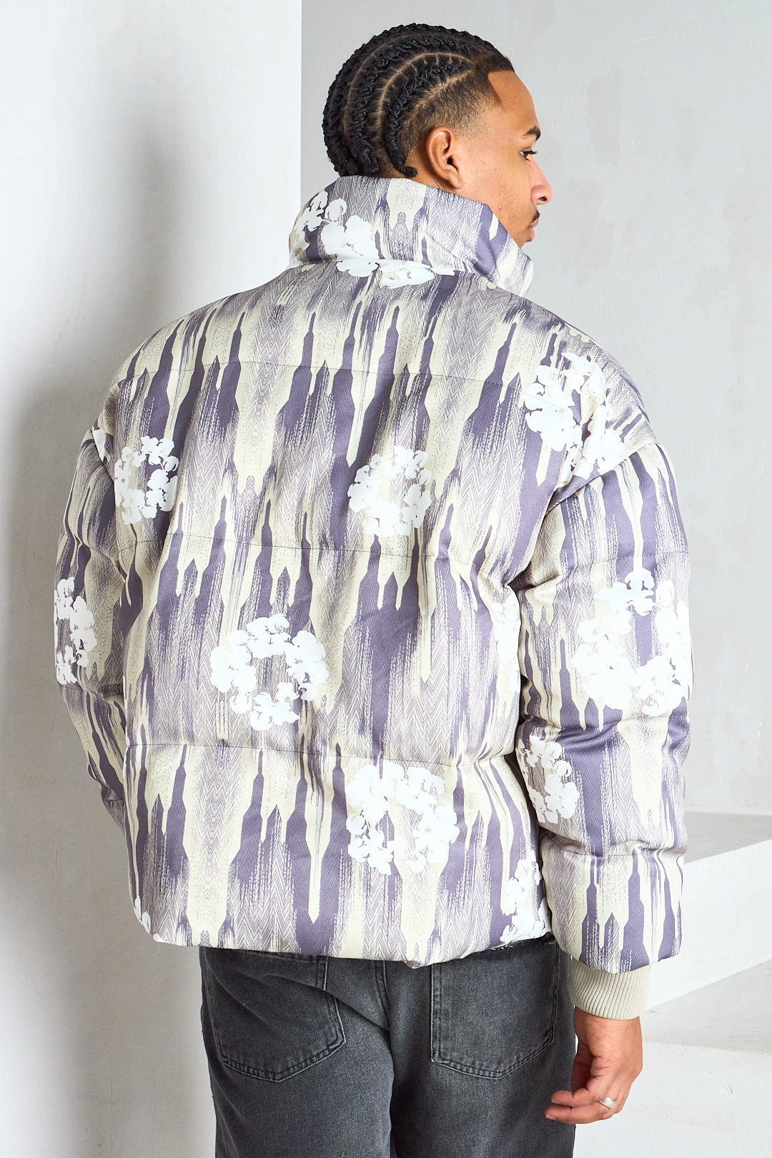 Doudoune col montant bicolore jaune et gris à motifs floraux