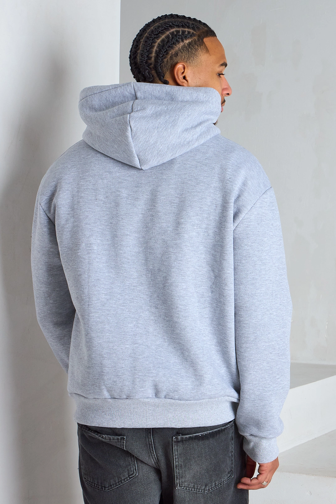 Veste à capuche grise manches longues