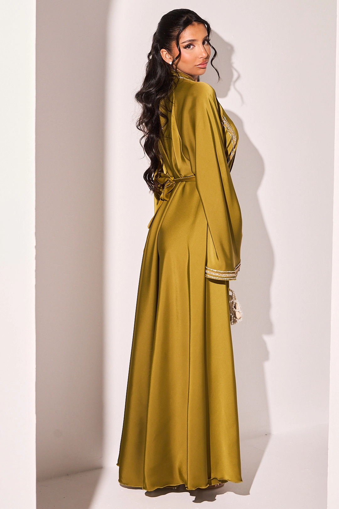 Abaya vert olive à strass bicolore en bandes + voile
