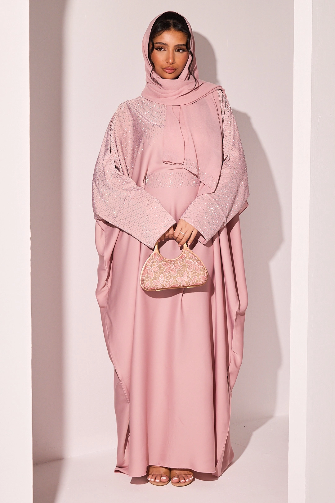 Abaya rose à strass en vagues argentées