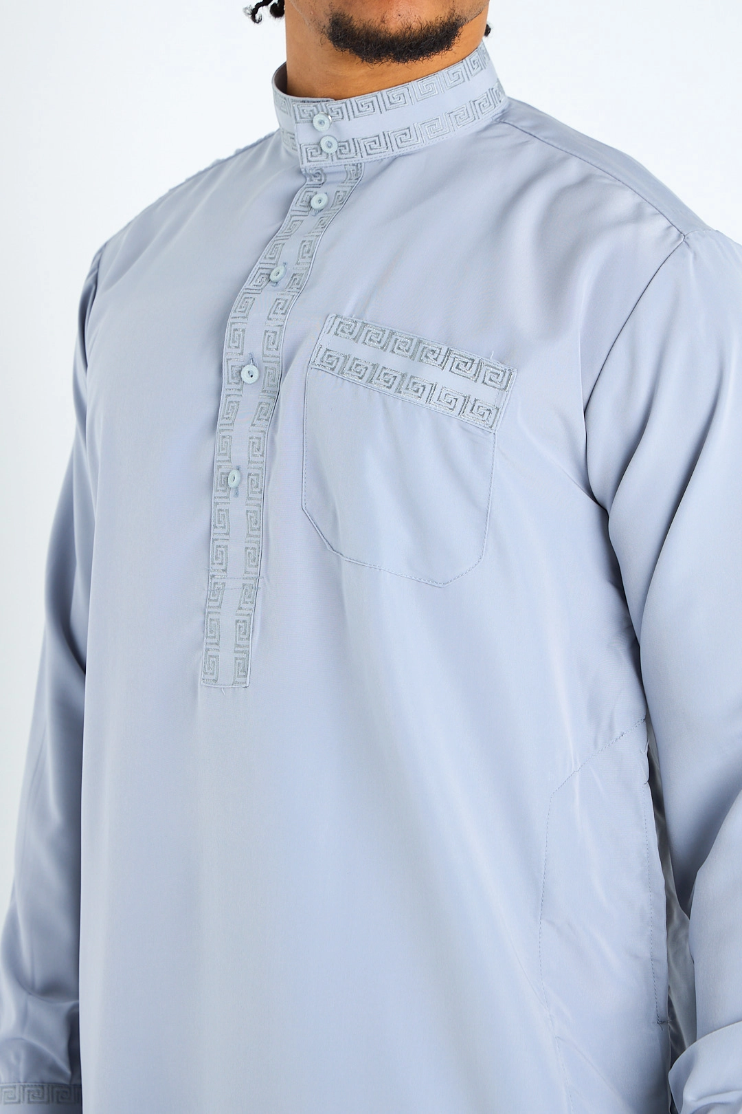 Ensemble 2 pièces : qamis + pantalon gris clair