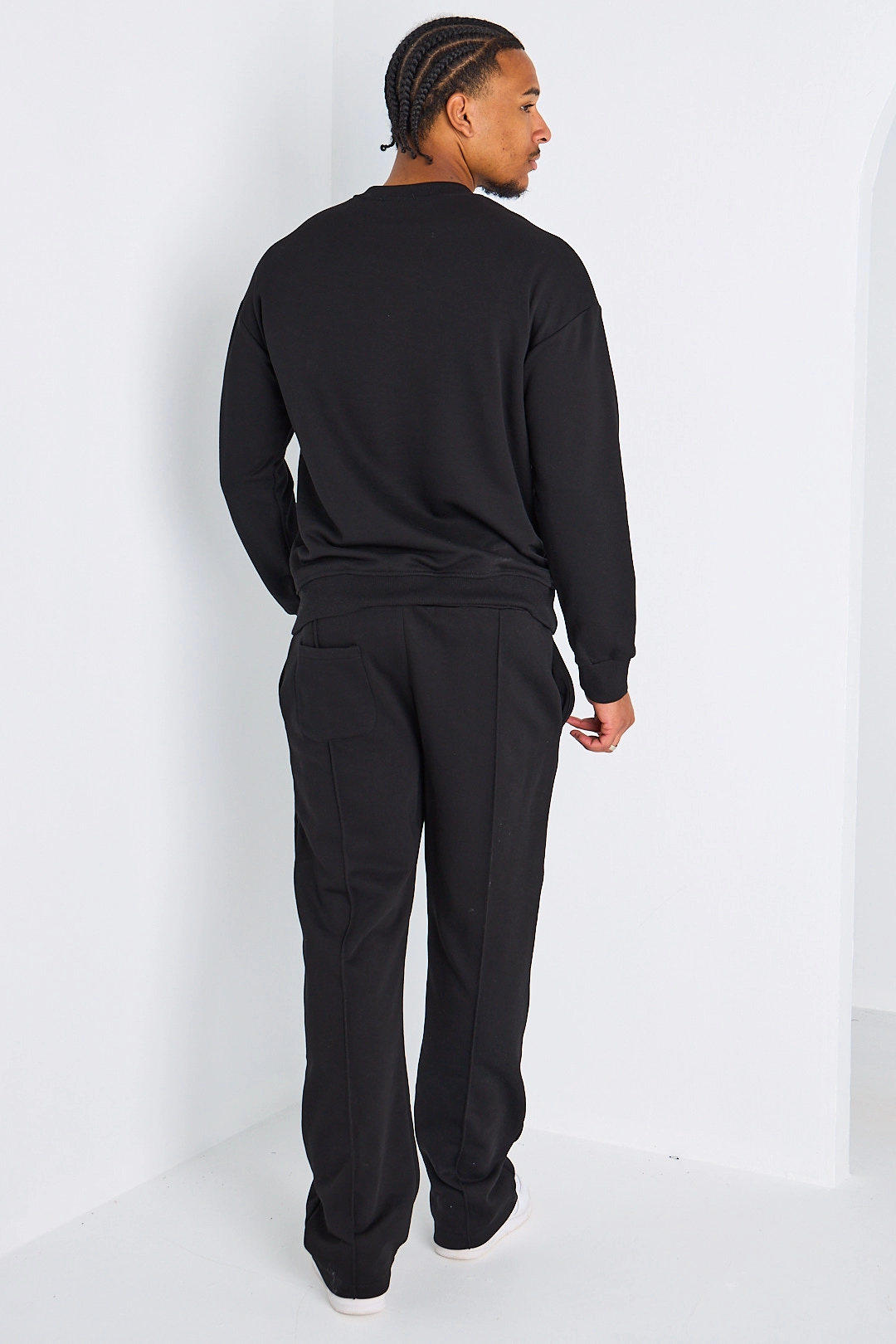 Ensemble 2 pièces : pull + jogging noir