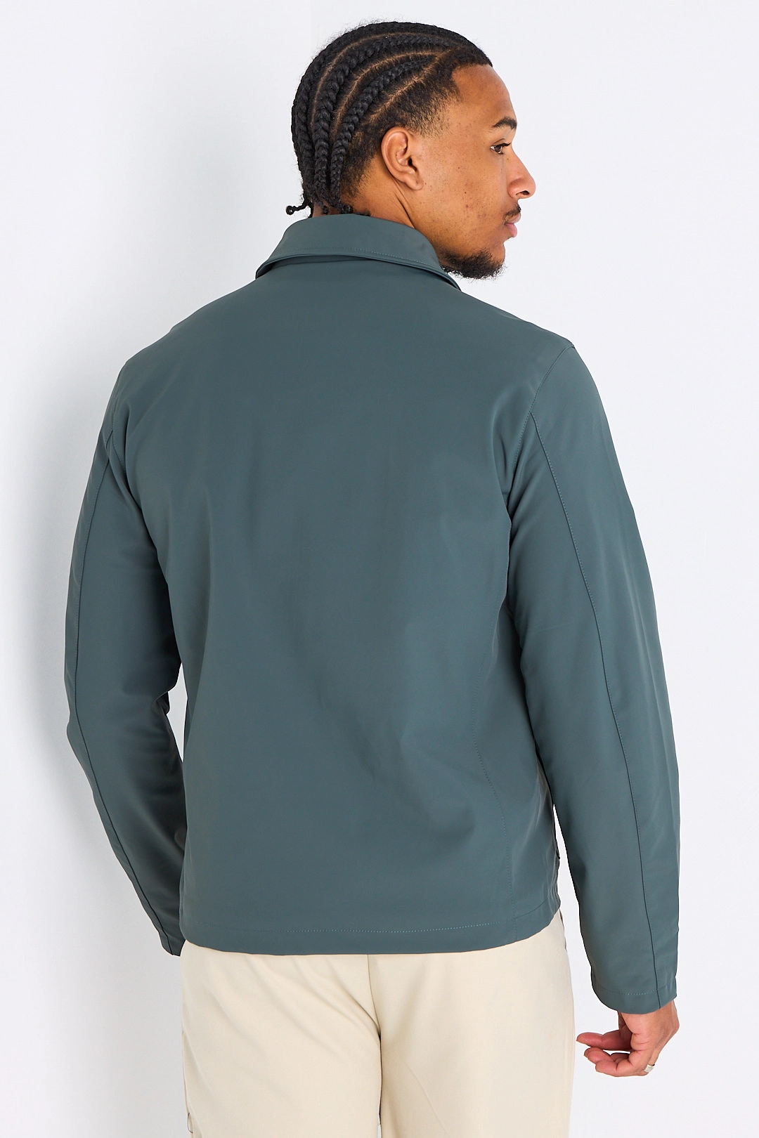 Veste verte grisée à col rabat et manches longues