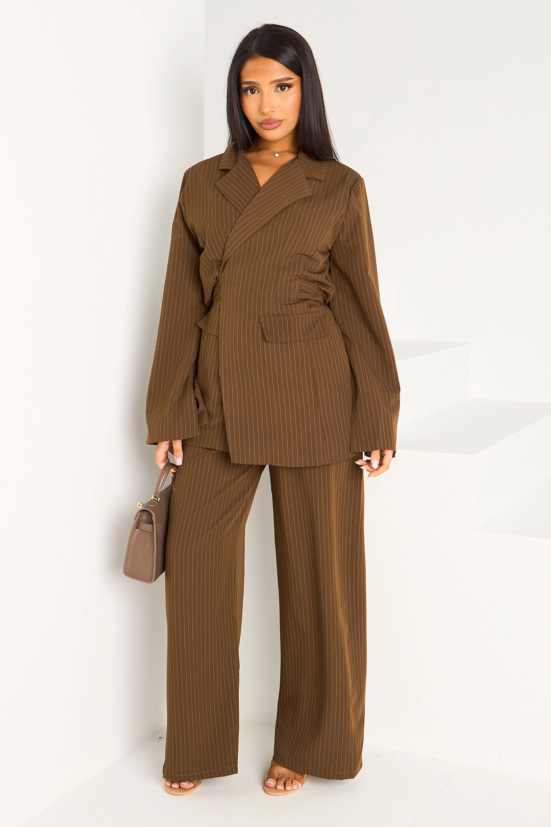Ensemble 2 pièces : blazer + pantalon à rayures marron