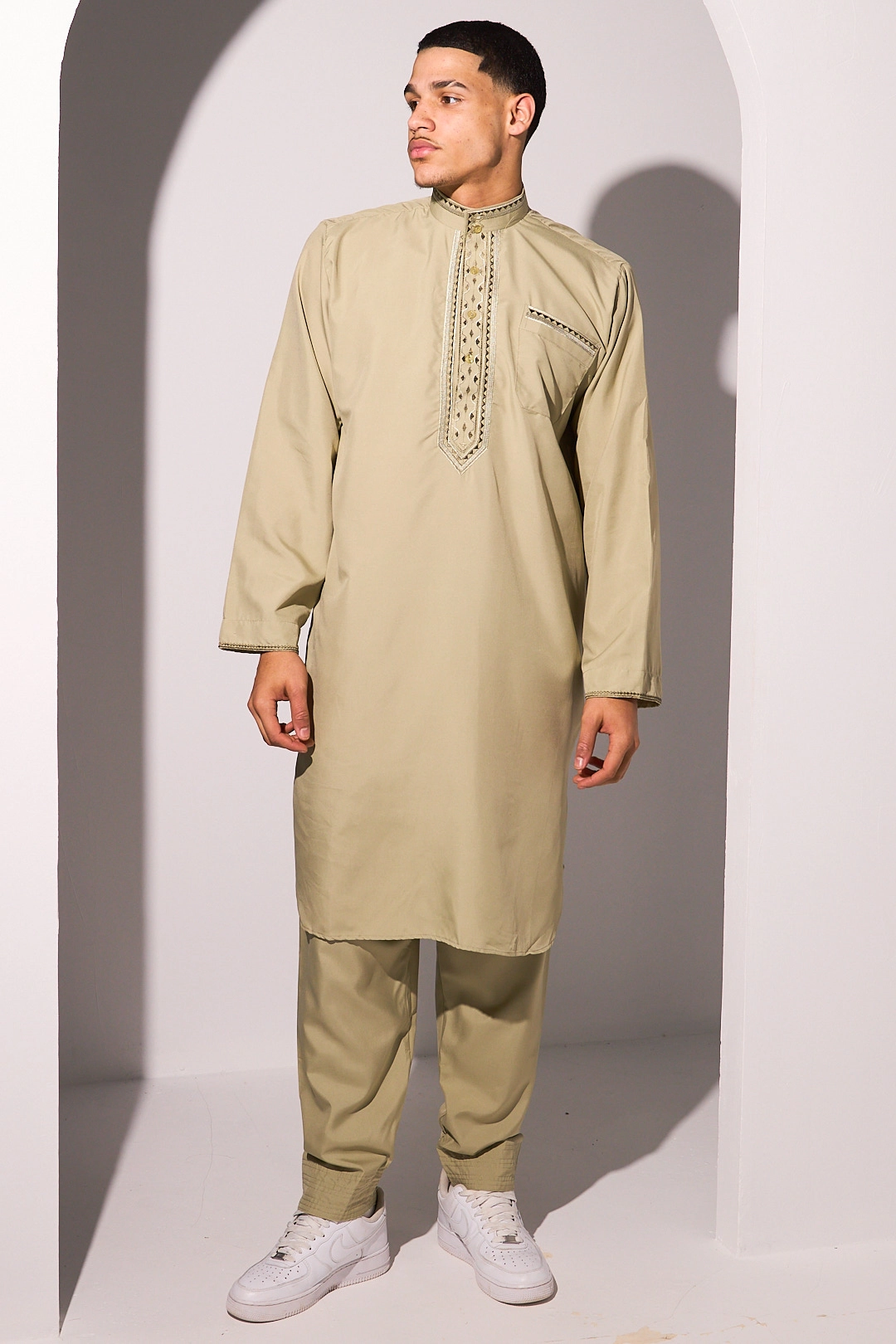 Qamis kaki à motif aztèque