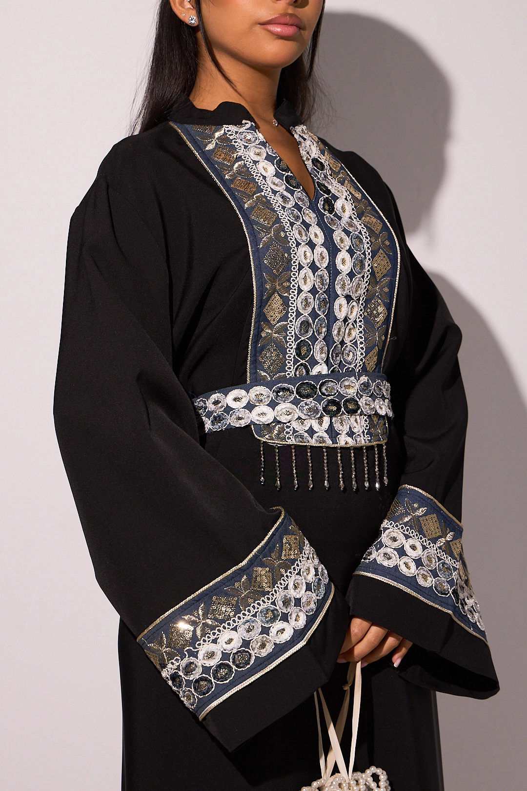 Abaya bicolore noire et effet Jean à strass et broderies