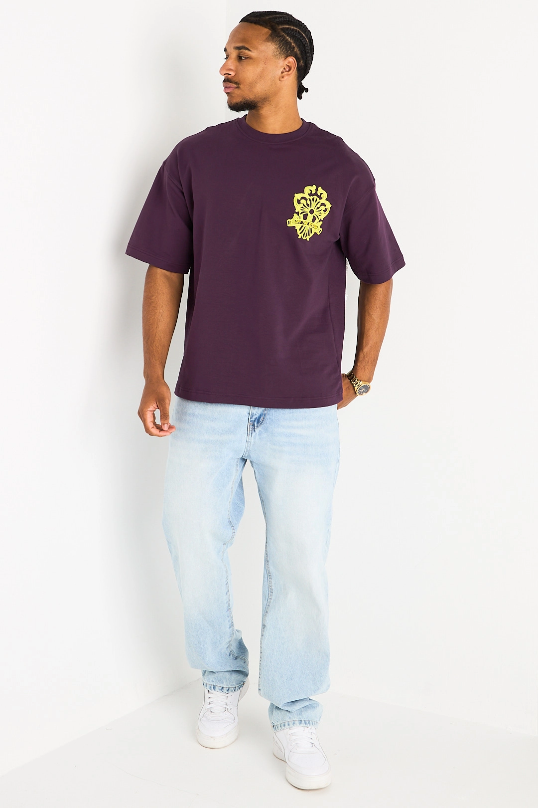 Tee-shirt violet à broderies