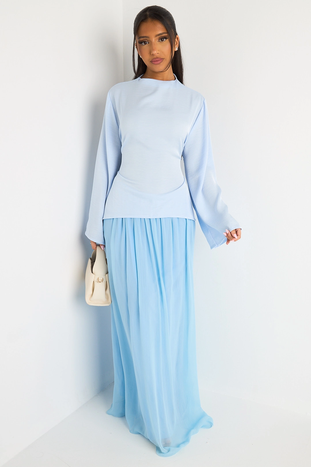 Ensemble deux pièces bleu clair haut cintré + jupe