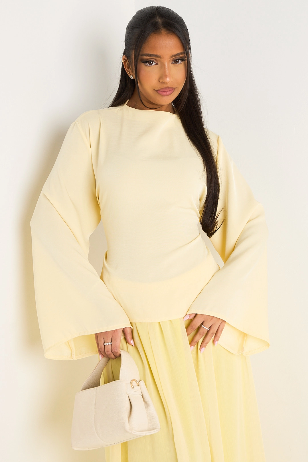Ensemble deux pièces jaune haut cintré + jupe
