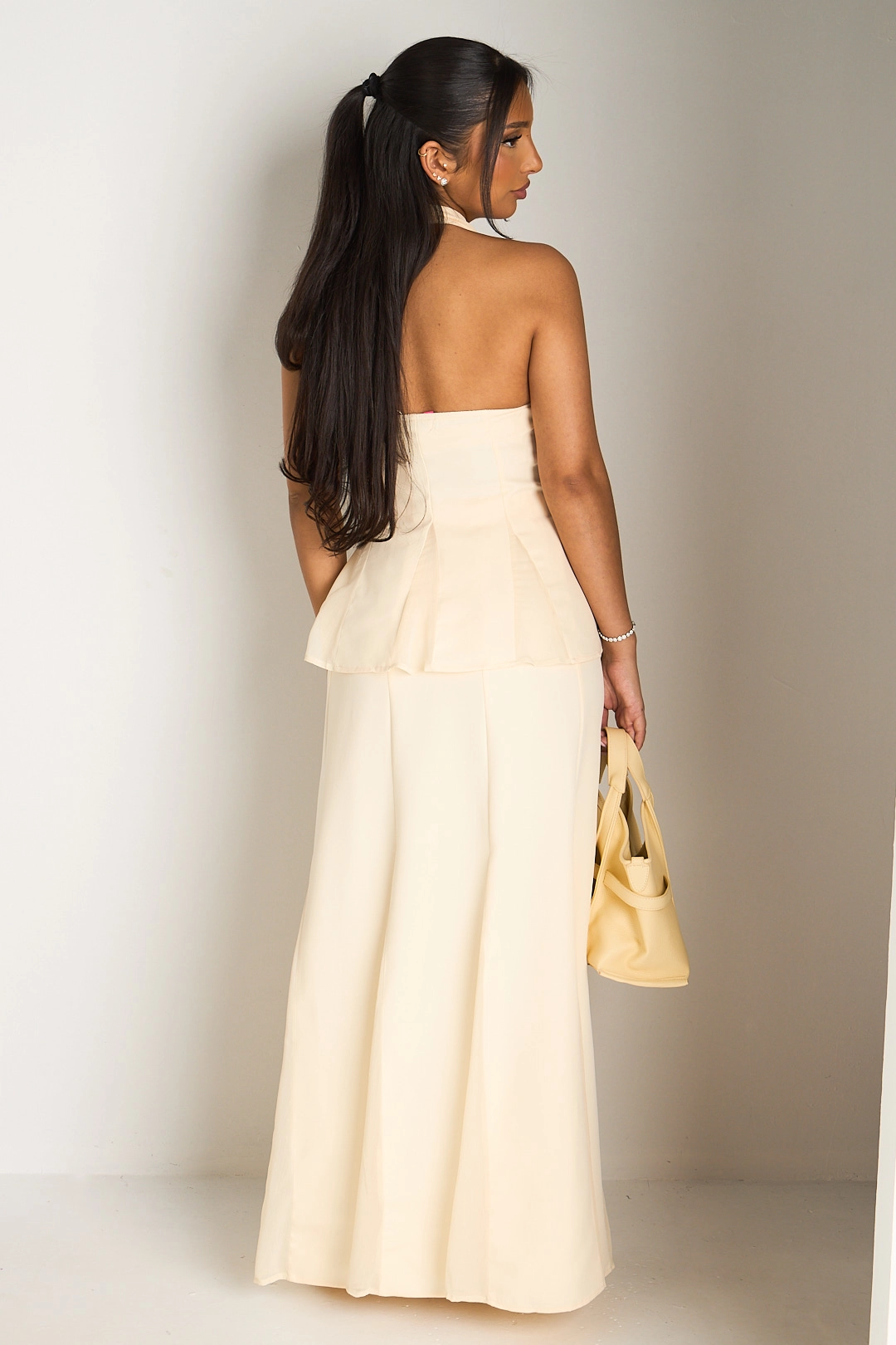 Ensemble deux pièces jaune top dos nu + jupe longue