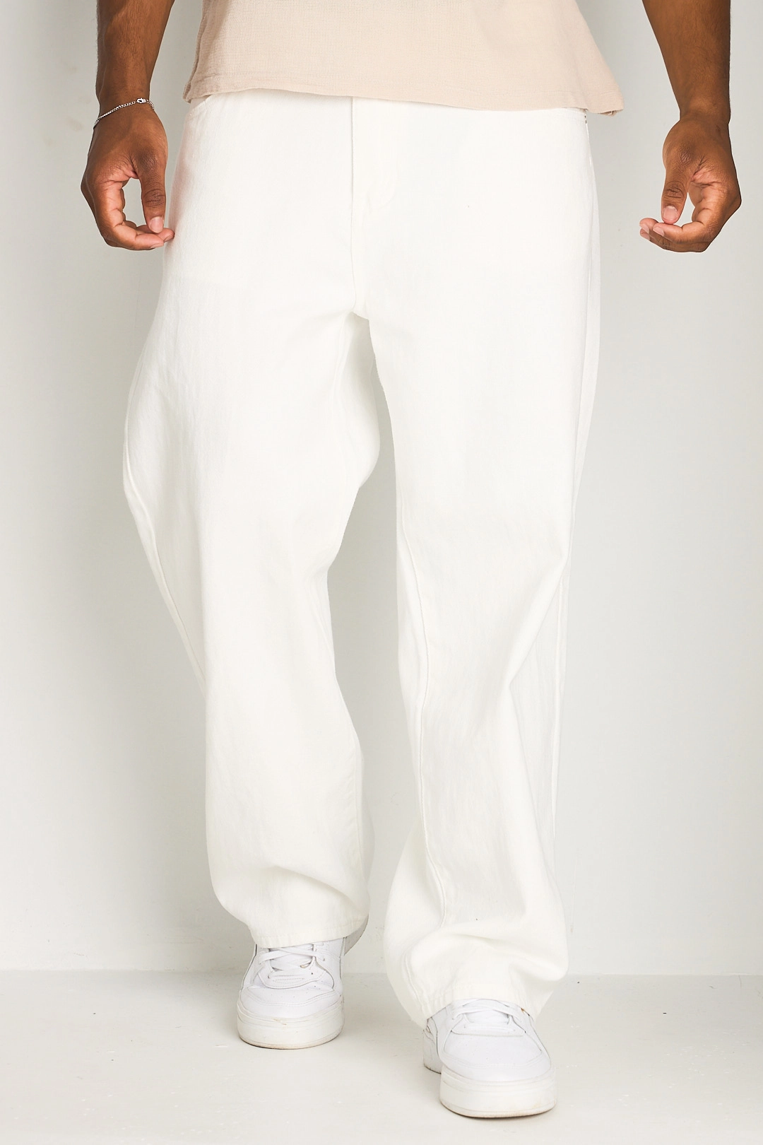 Jean blanc coupe droite