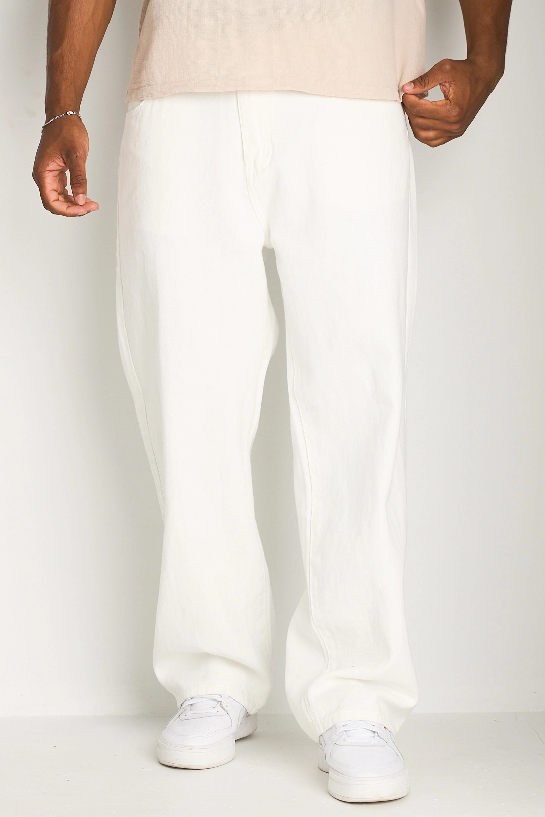 Jean blanc coupe droite