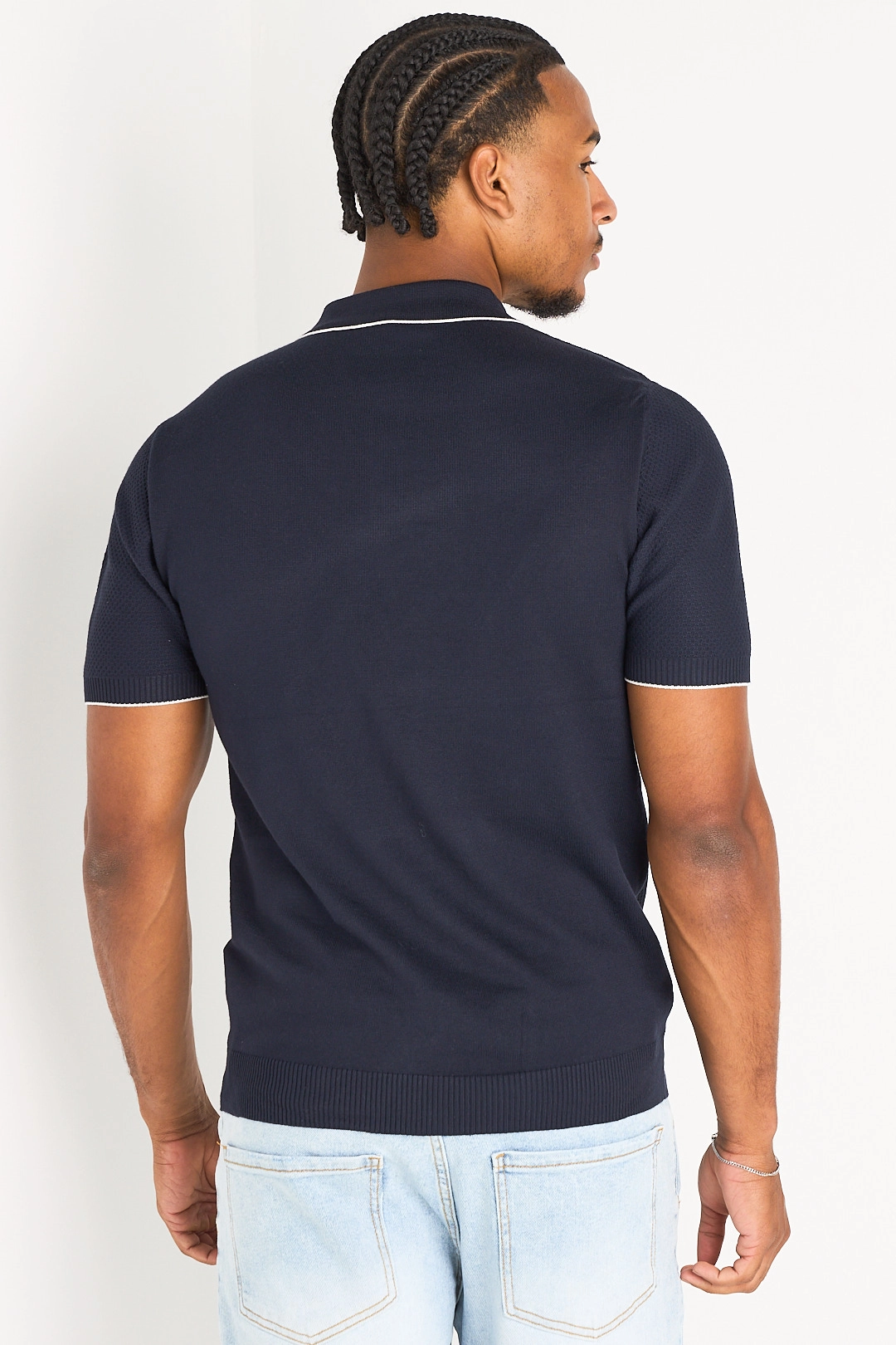 Polo manches courtes bleu foncé à bandes blanches