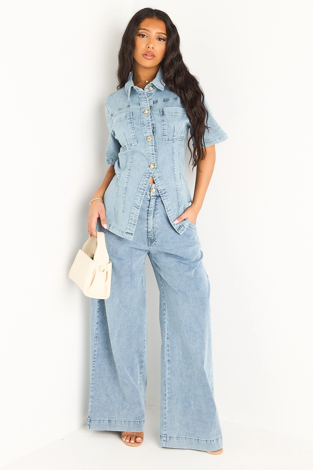 Ensemble en jean bleu clair haut à boutons +pantalon