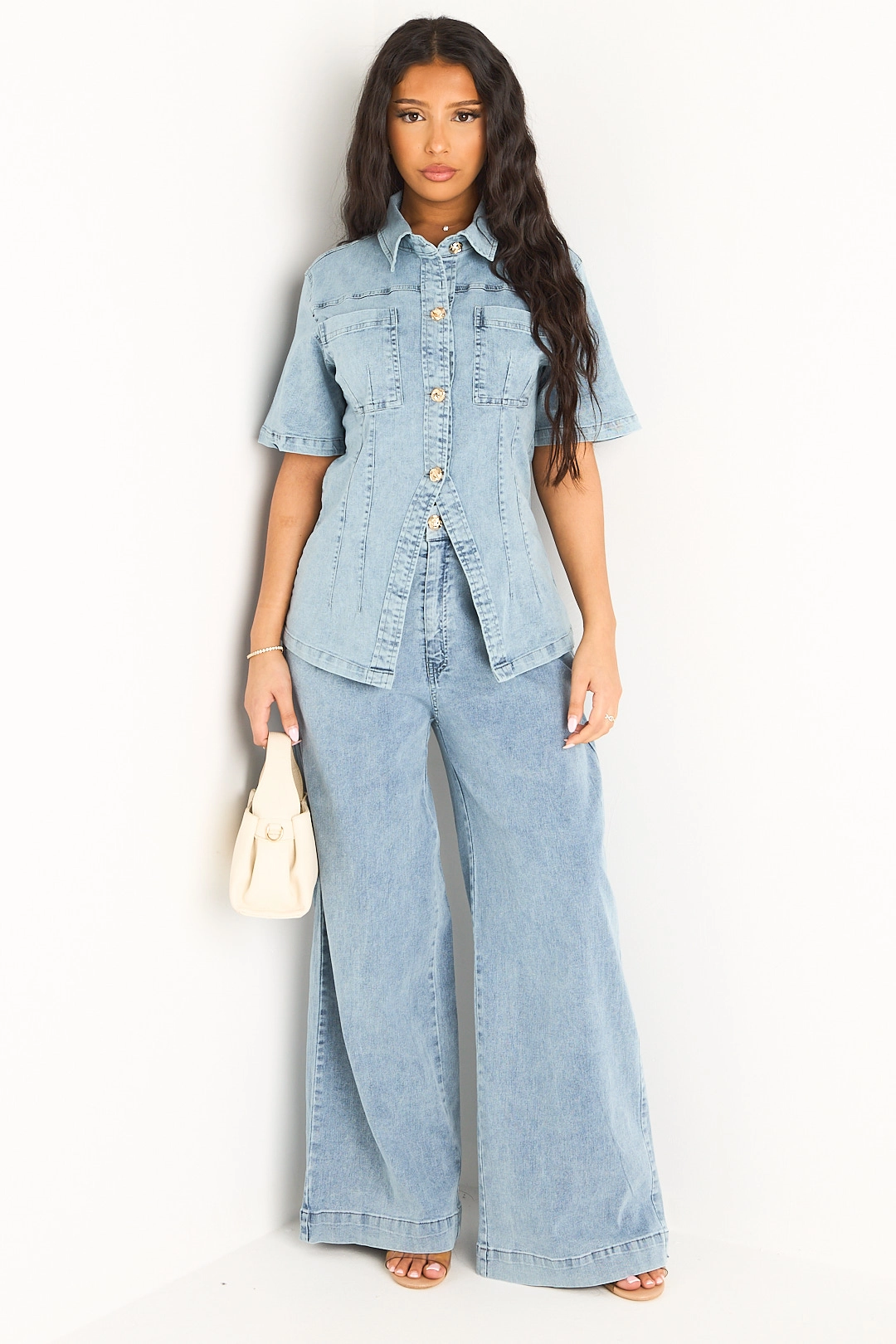 Ensemble en jean bleu clair haut à boutons +pantalon