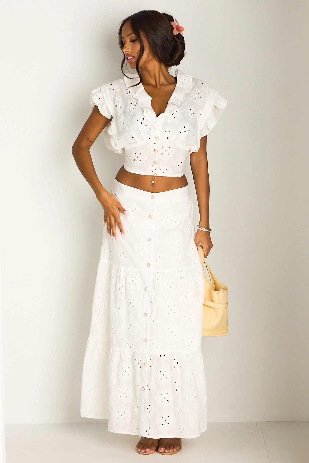 Ensemble deux pièces blanc à broderie anglaise top + jupe