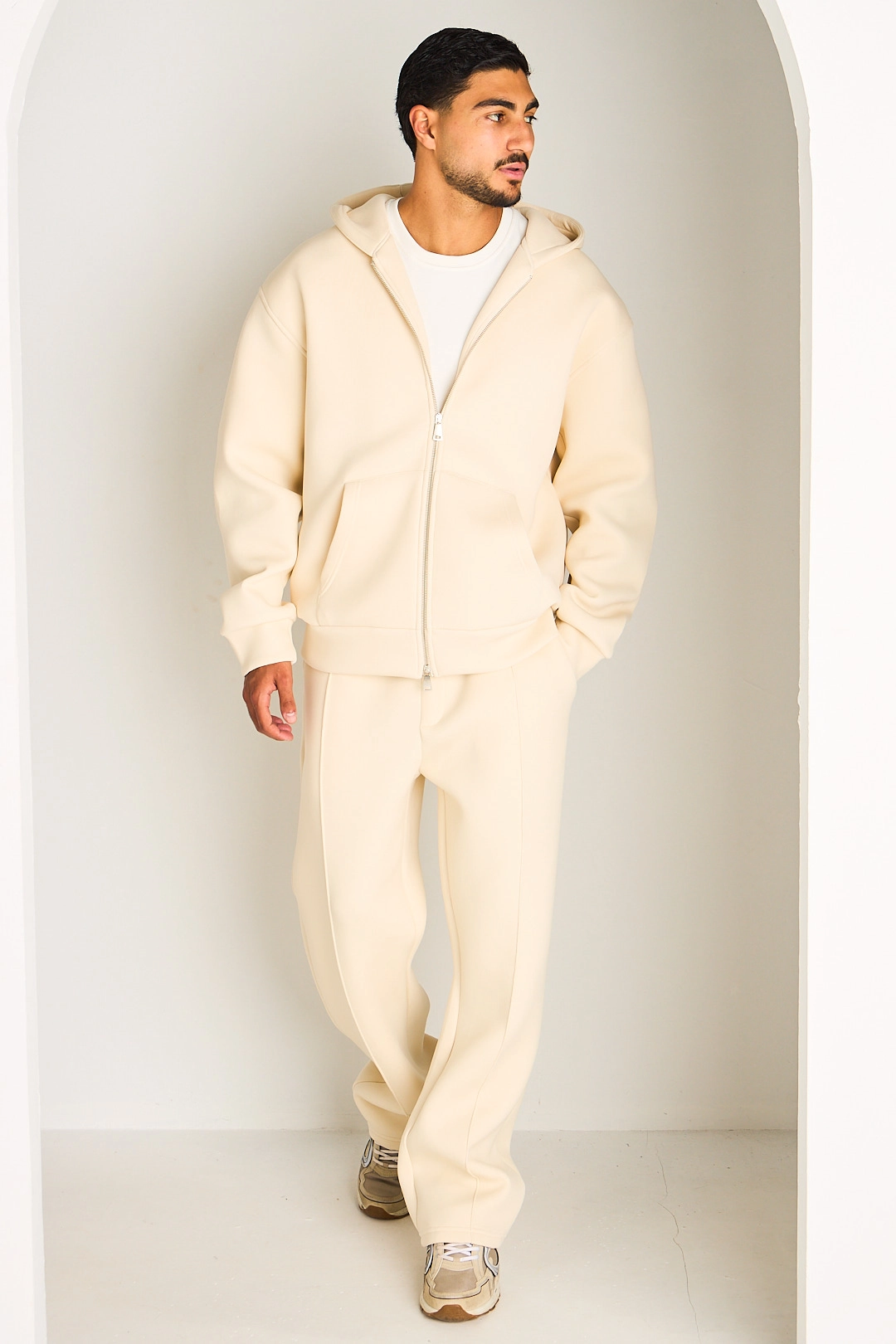 Ensemble 2 pièces : sweat zippé + jogging écru