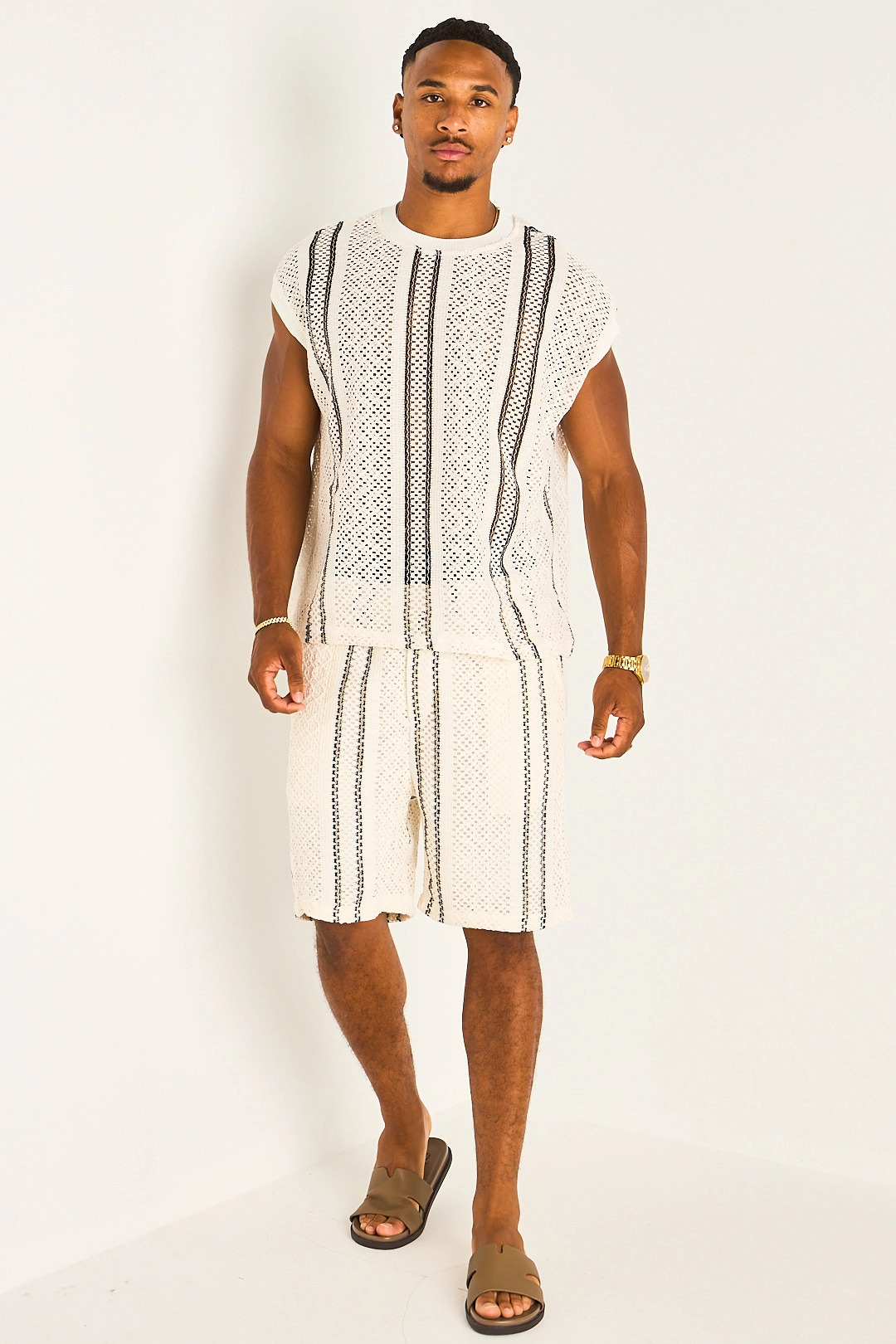 Ensemble deux pièces effet maille blanc tee-shirt + short à rayures verticales noires