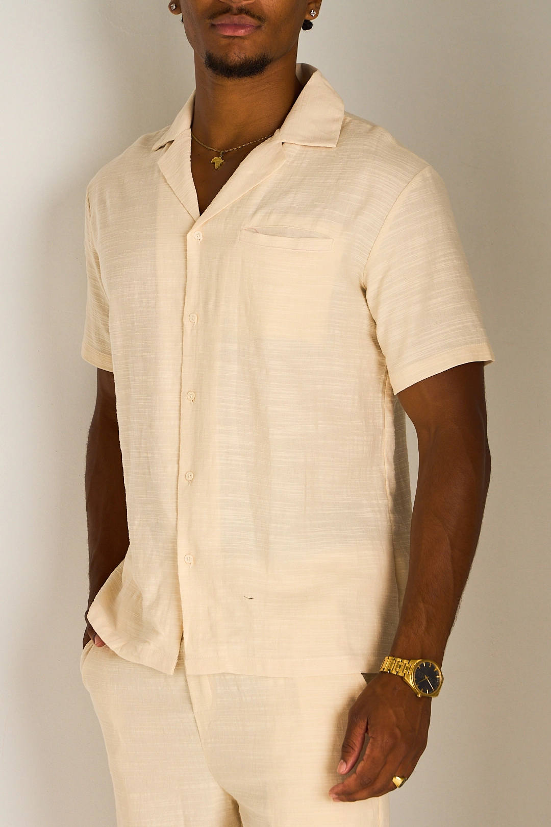 Ensemble deux pièces beige chemise + short