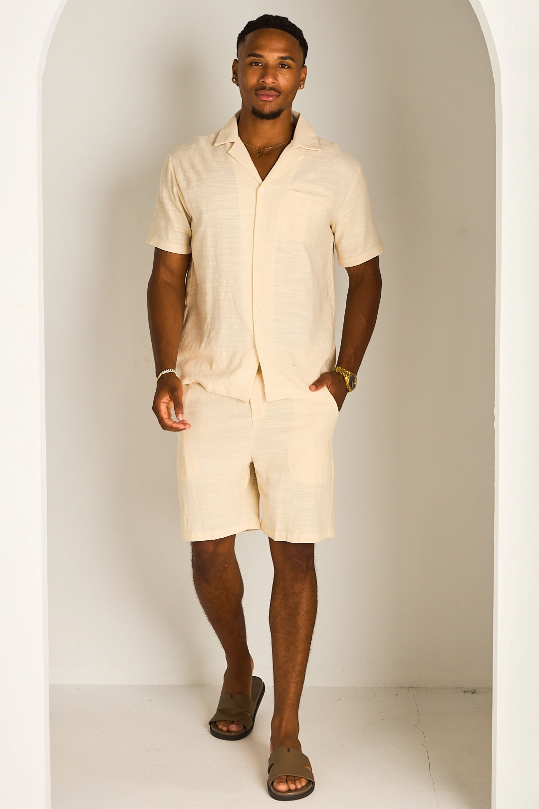 Ensemble deux pièces beige chemise + short