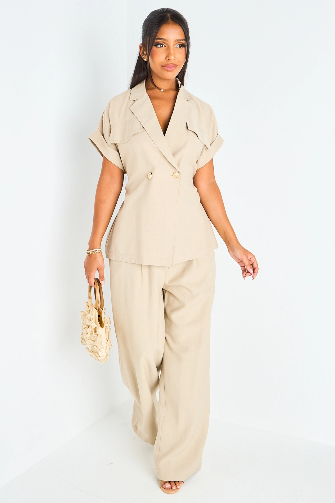 Ensemble deux pièces taupe haut manches courtes + pantalon à coupe droite