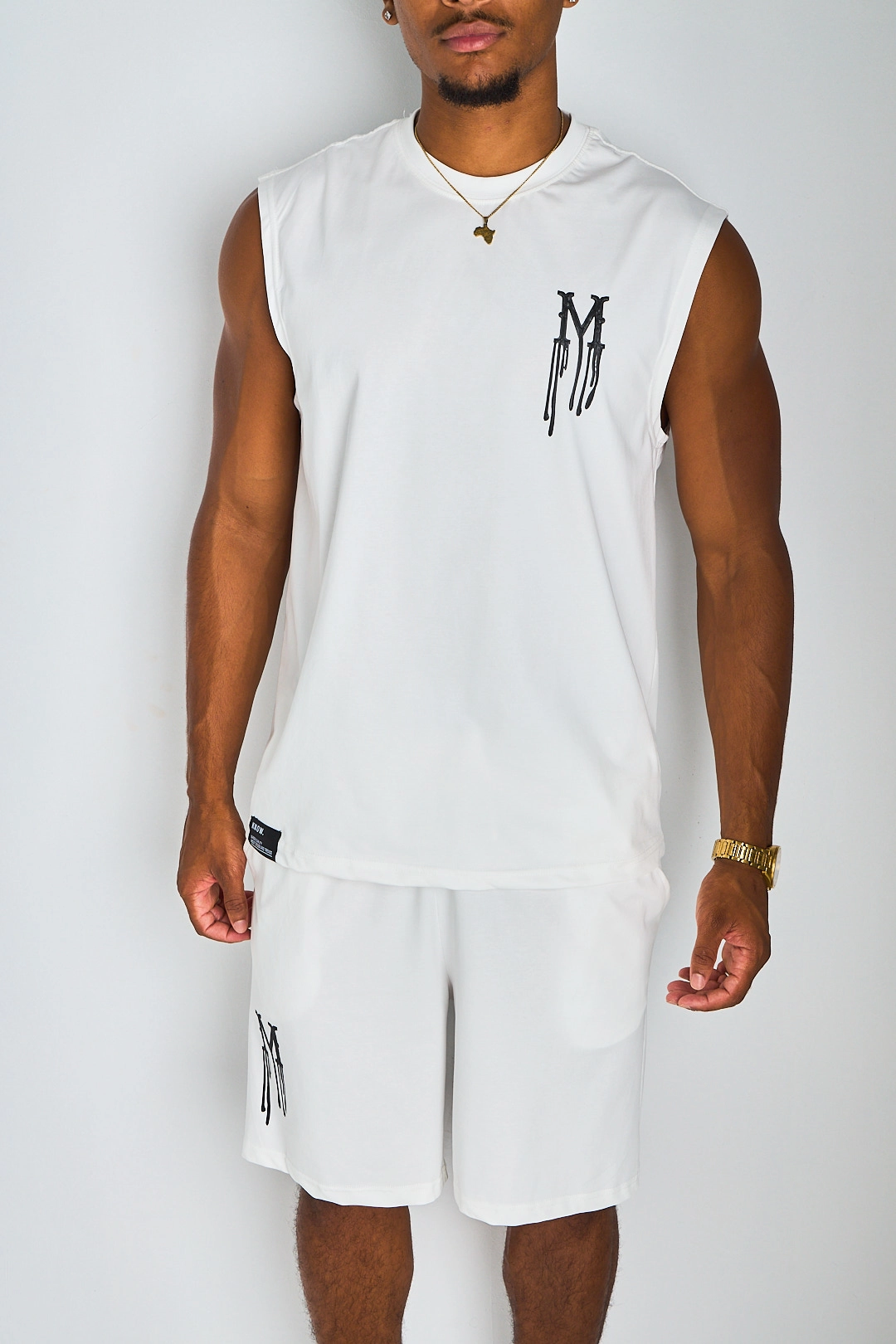 Ensemble 2 pièces : débardeur + short à inscriptions "M" blanc
