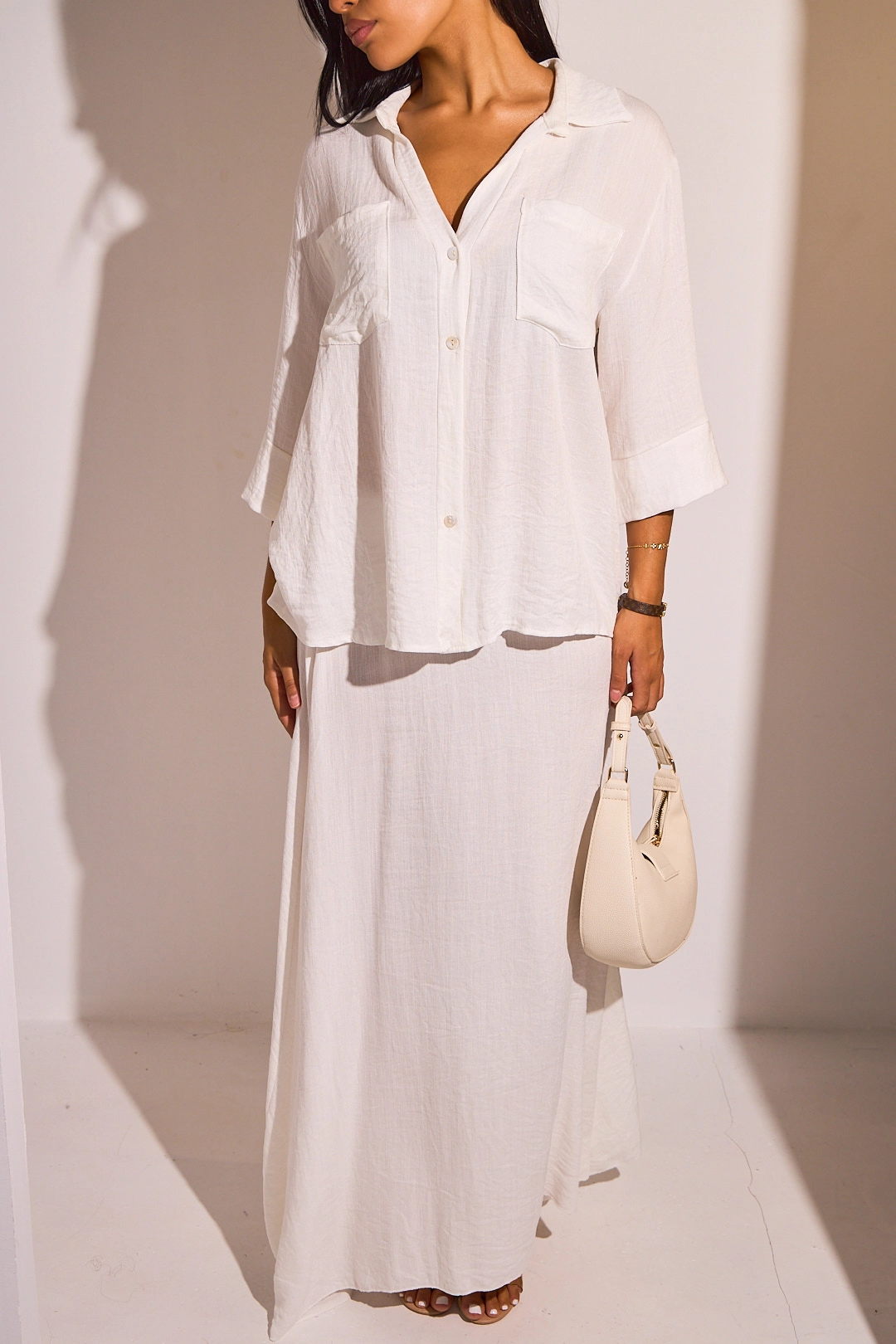Ensemble deux pièces blanc chemise manches 3/4 + jupe fluide