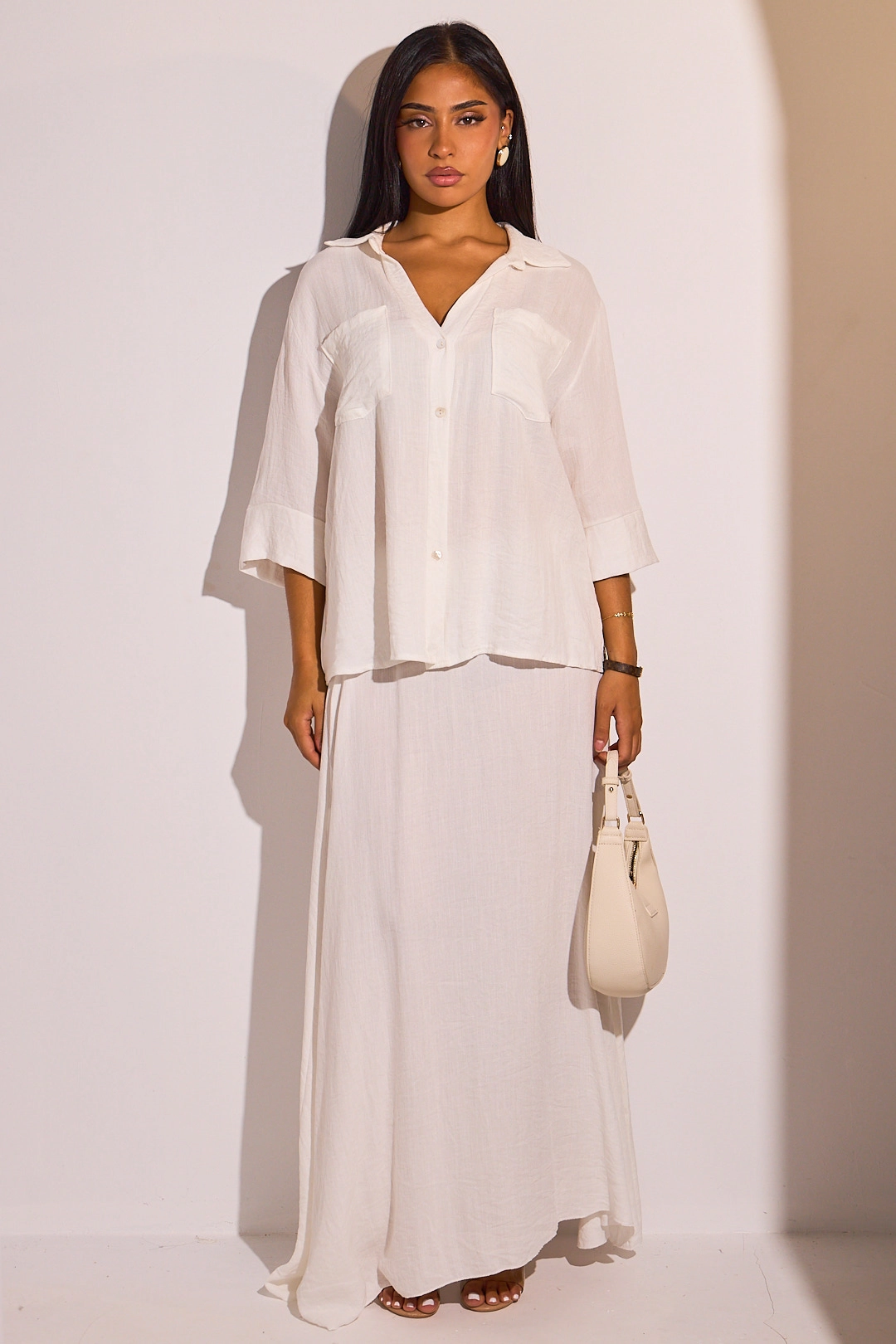 Ensemble deux pièces blanc chemise manches 3/4 + jupe fluide