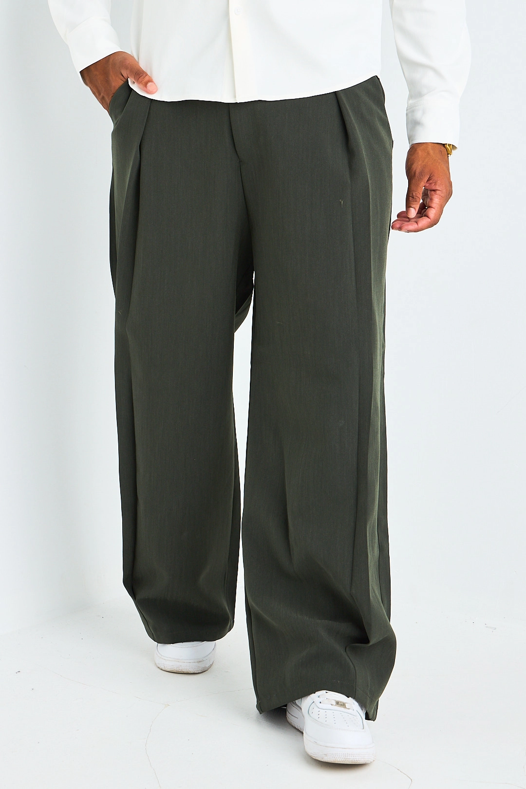 Pantalon kaki à coupe droite