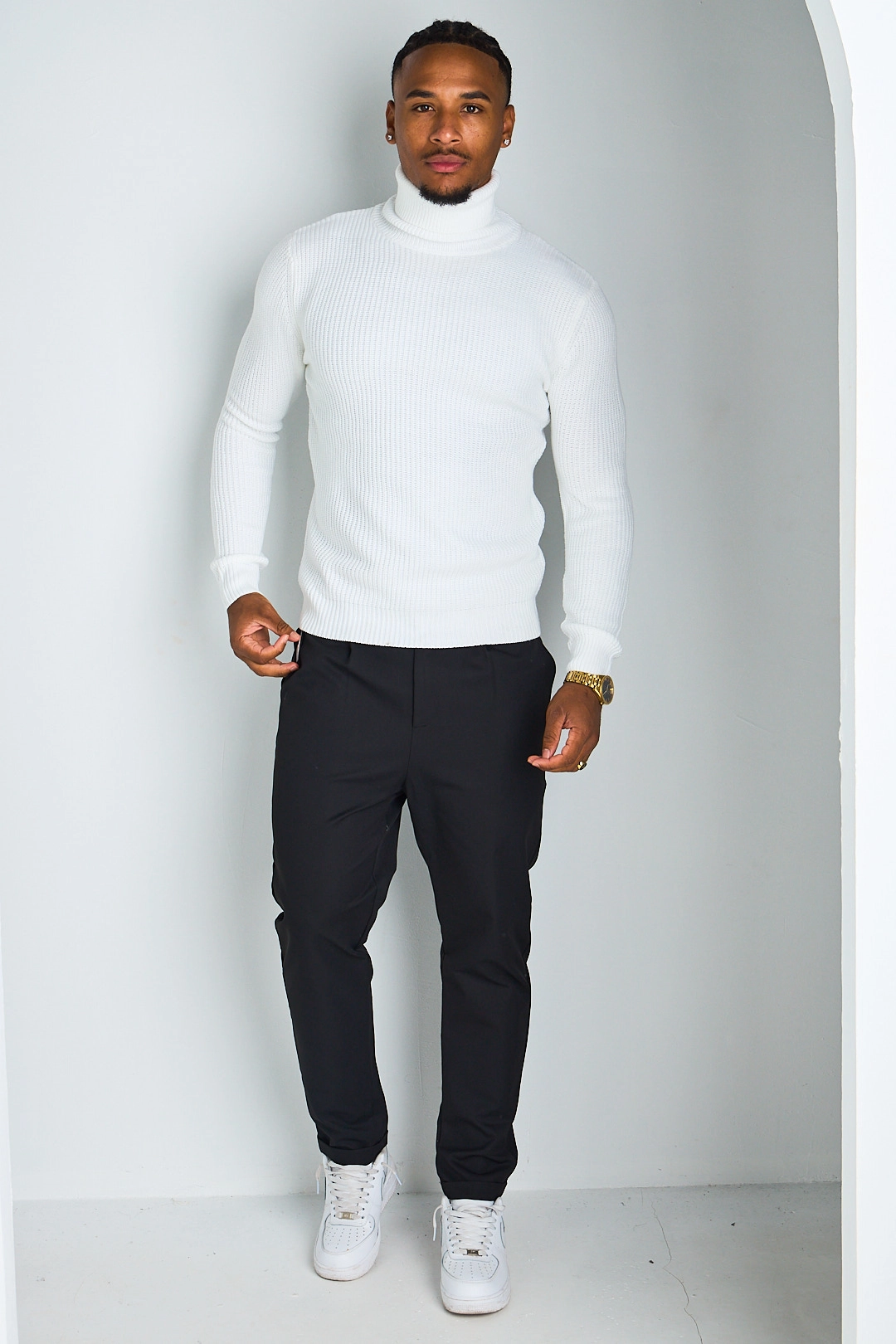 Pull blanc à col roulé