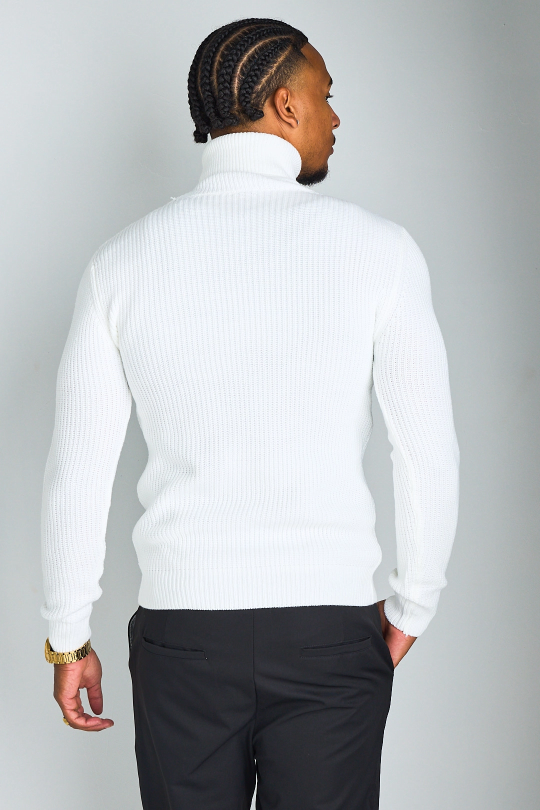 Pull blanc à col roulé