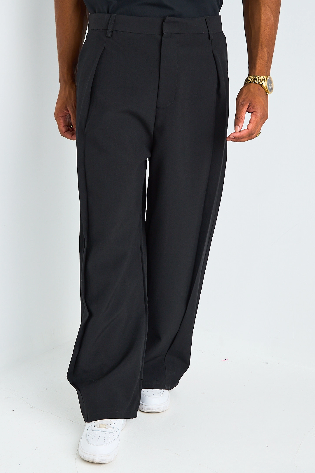 Pantalon noir à coupe droite
