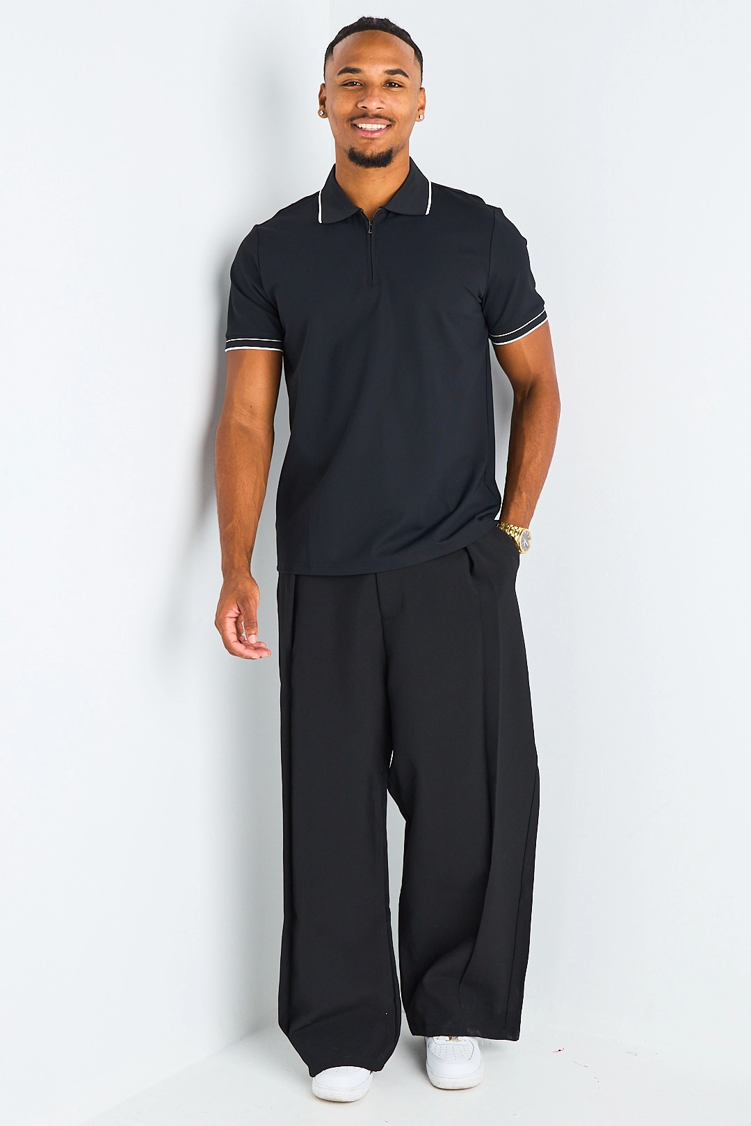 Pantalon noir à coupe droite