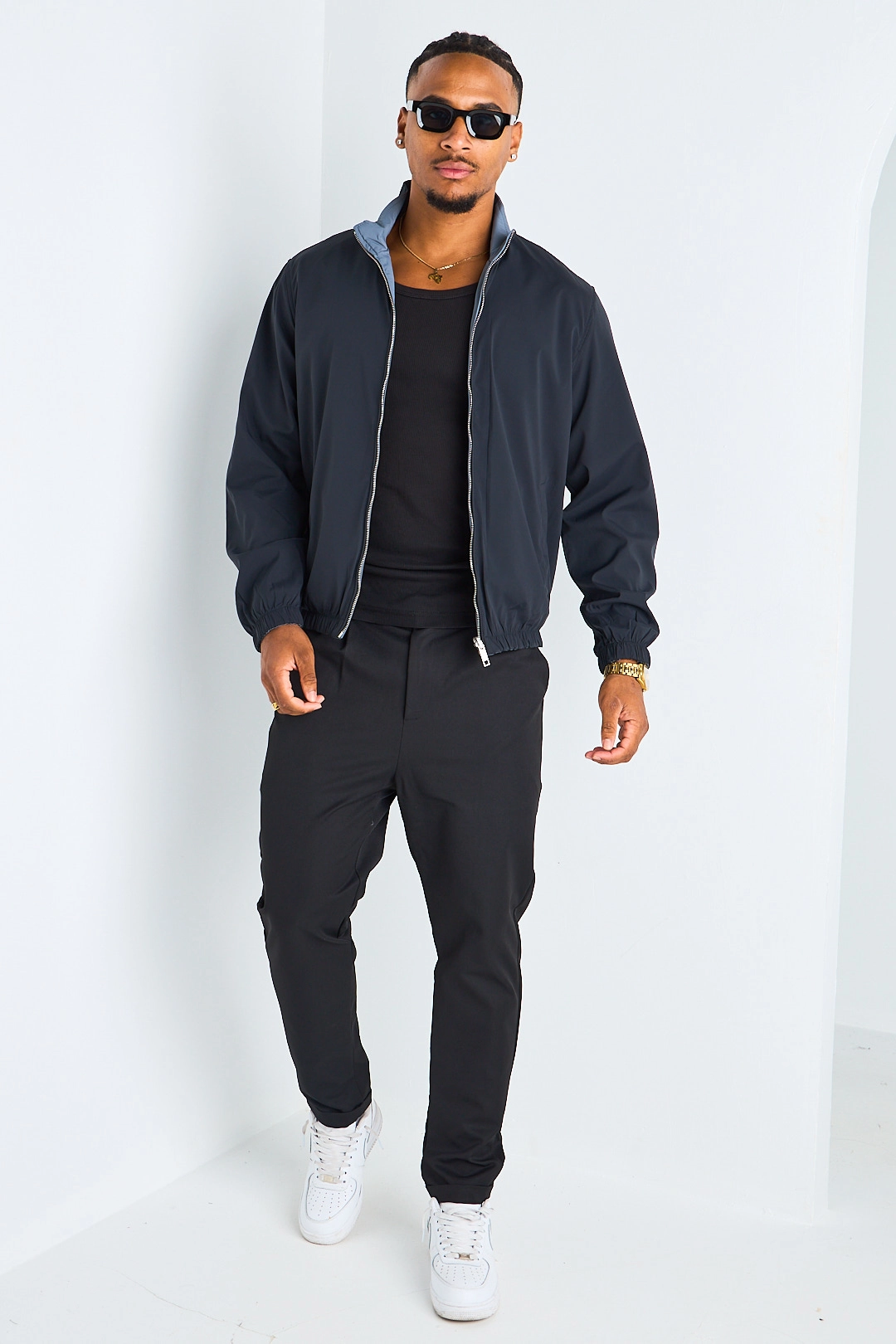 Pantalon noir à ceinture