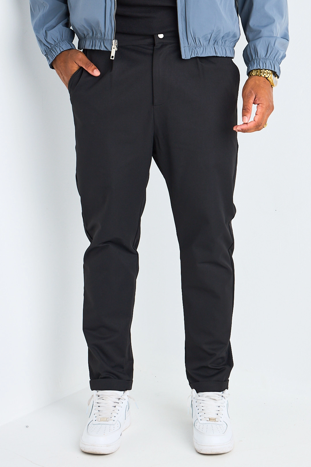 Pantalon noir à ceinture