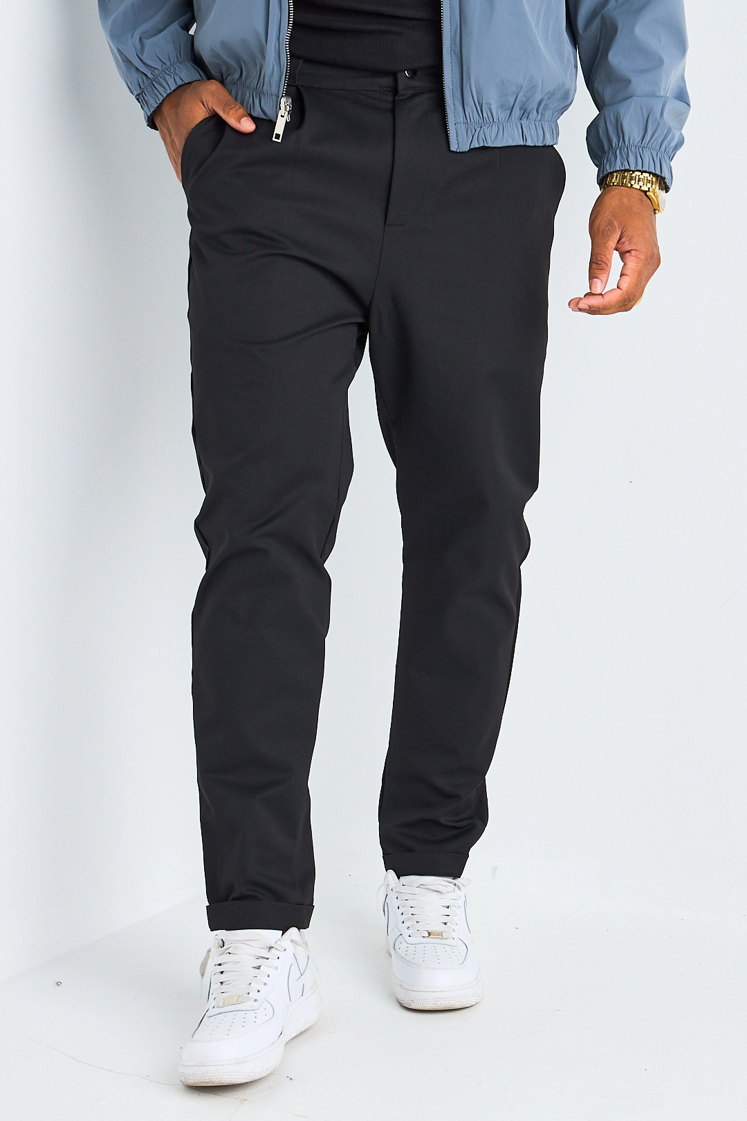 Pantalon noir à ceinture