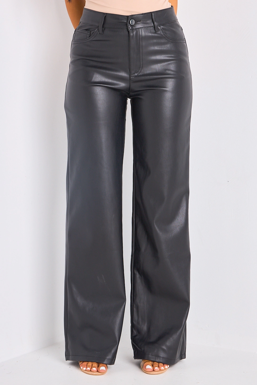 Jean en simili cuir noir
