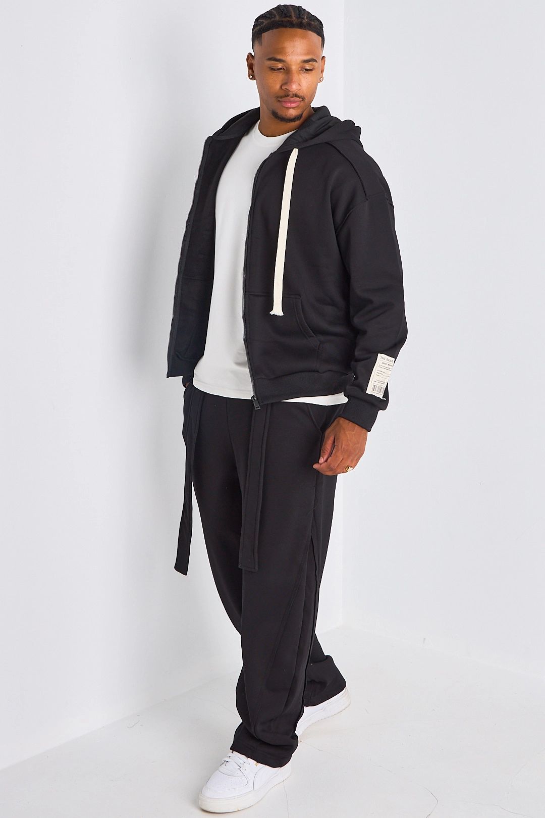 Ensemble 2 pièces : Veste à imprimé au dos  + jogging noir ceinturé