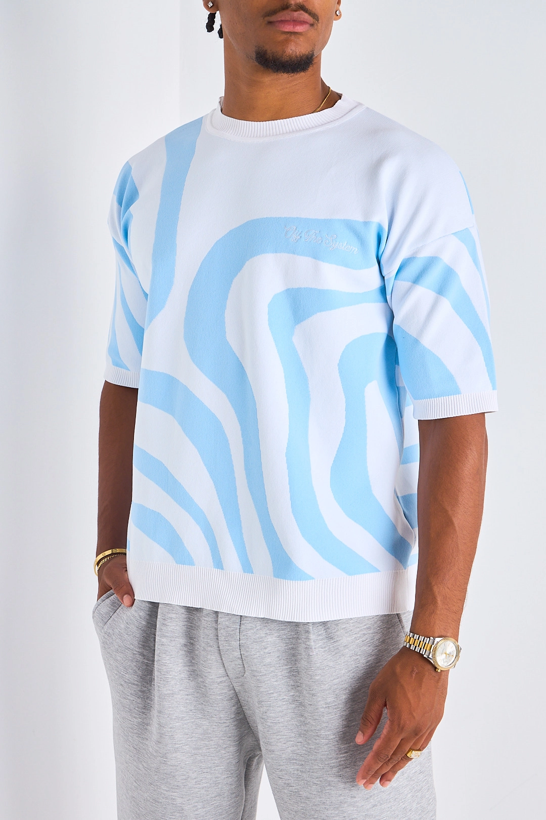 Pull à manches courtes bicolore blanc et bleu