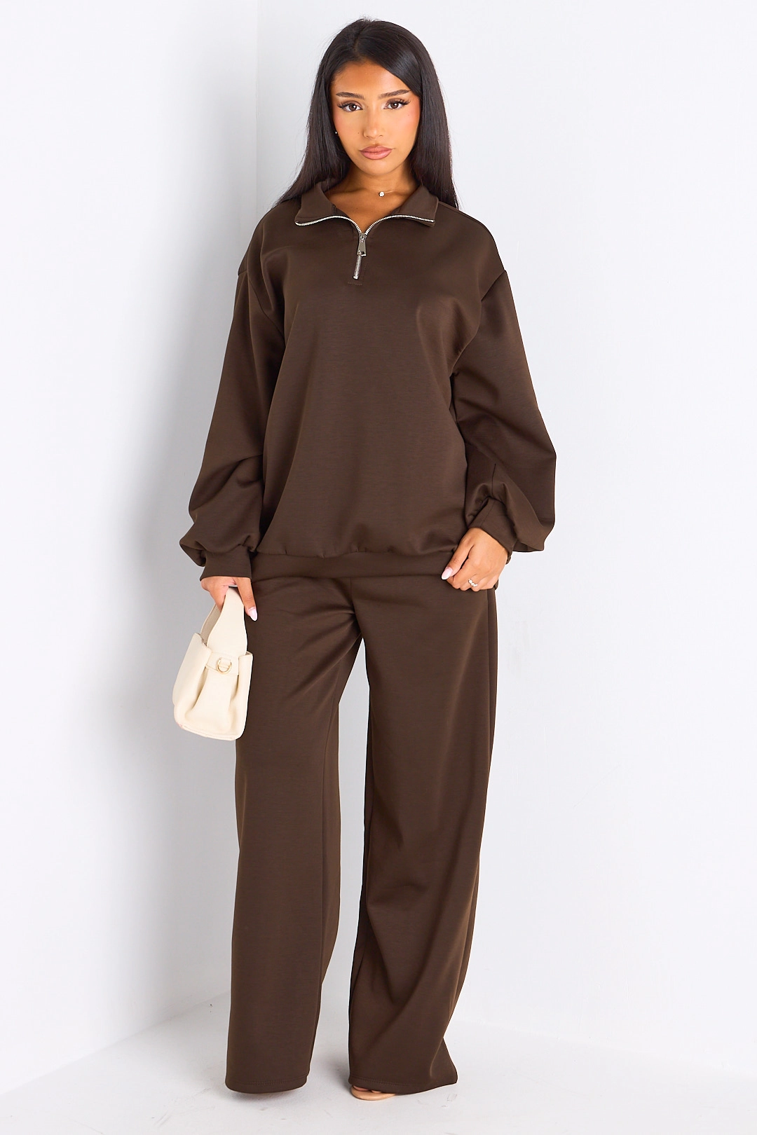 Ensemble deux pièces marron pull + jogging coupe droite