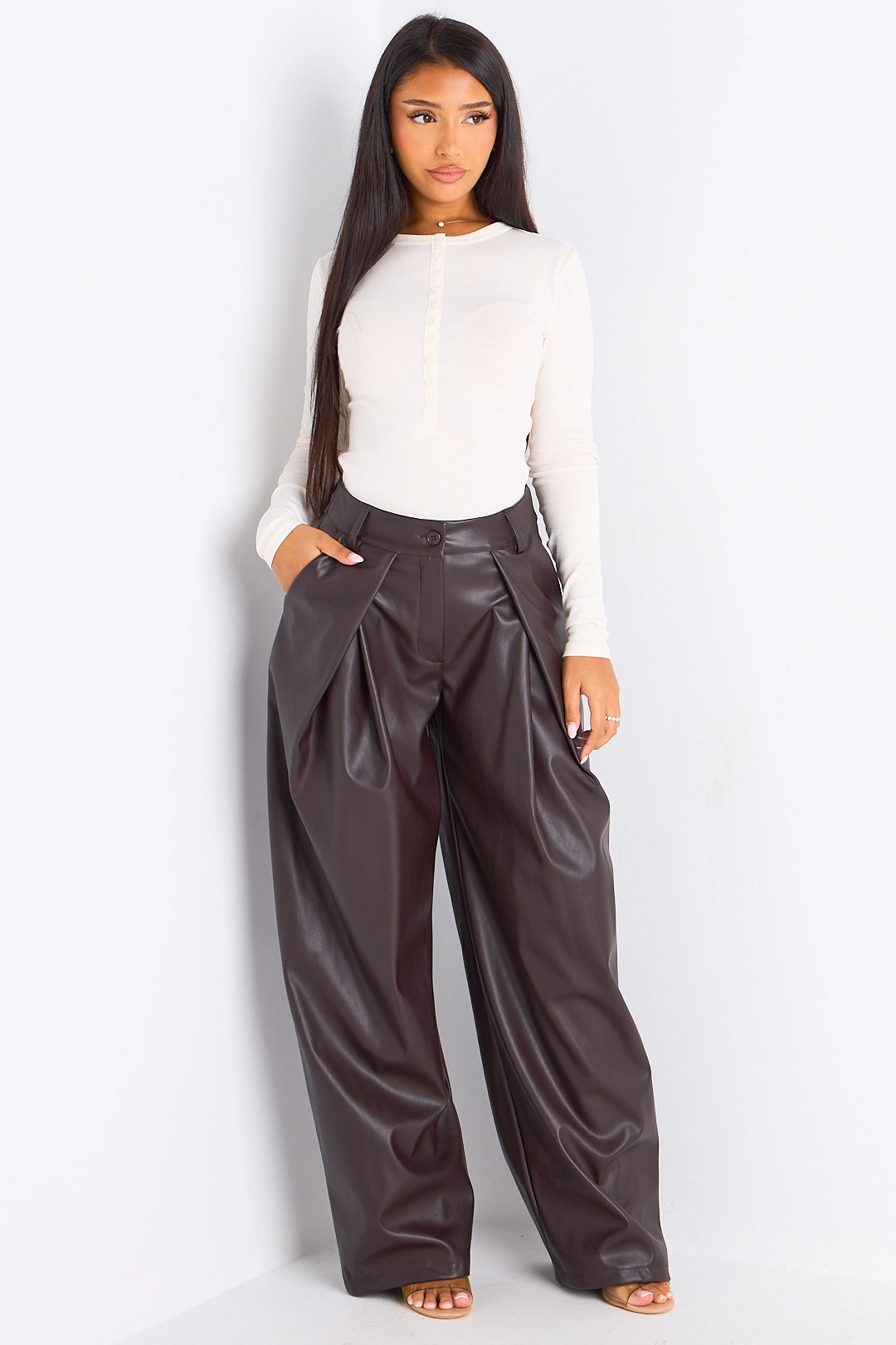 Pantalon simili cuir marron