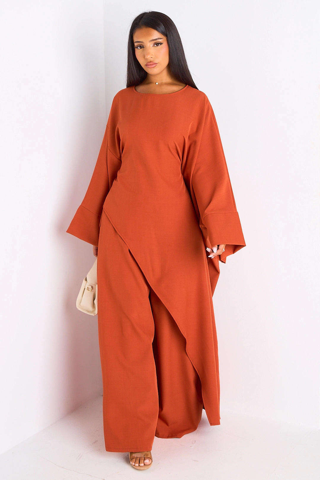 Ensemble deux pièces orange longue blouse asymétrique + pantalon coupe droite