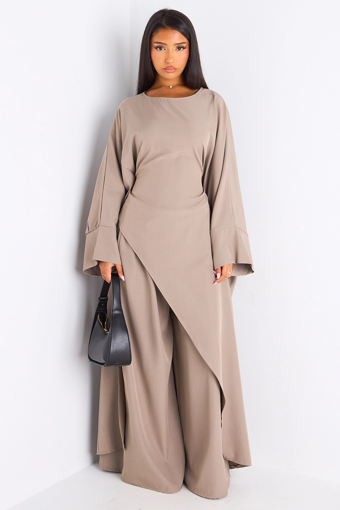 Ensemble deux pièces taupe longue blouse asymétrique + pantalon coupe droite