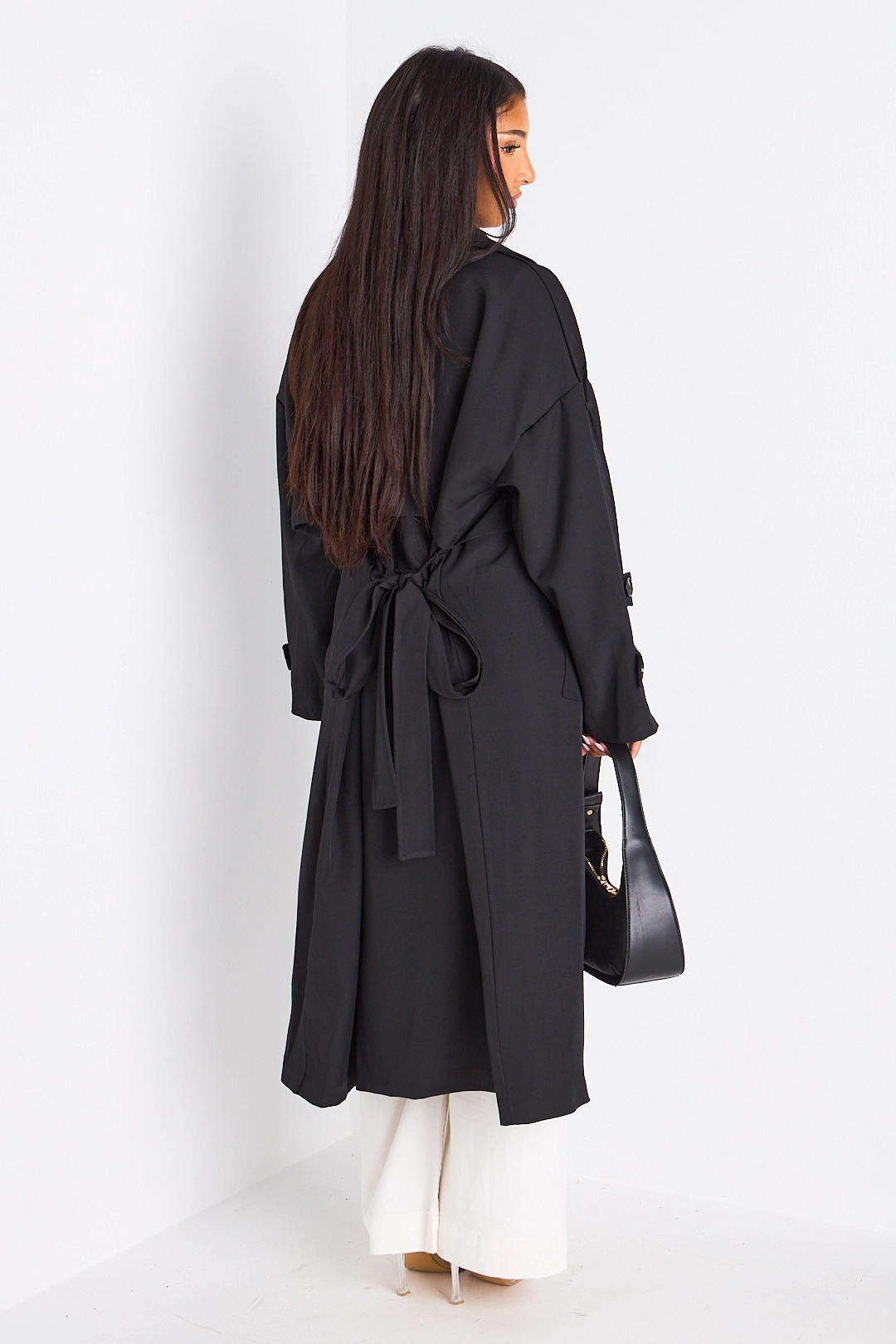 Trench long de couleur noire