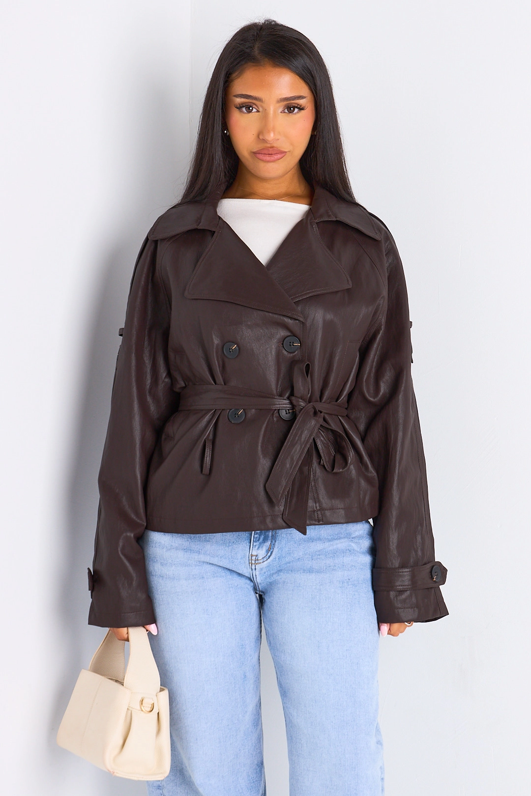 Veste simili cuir cintrée à col rabat de couleur marron