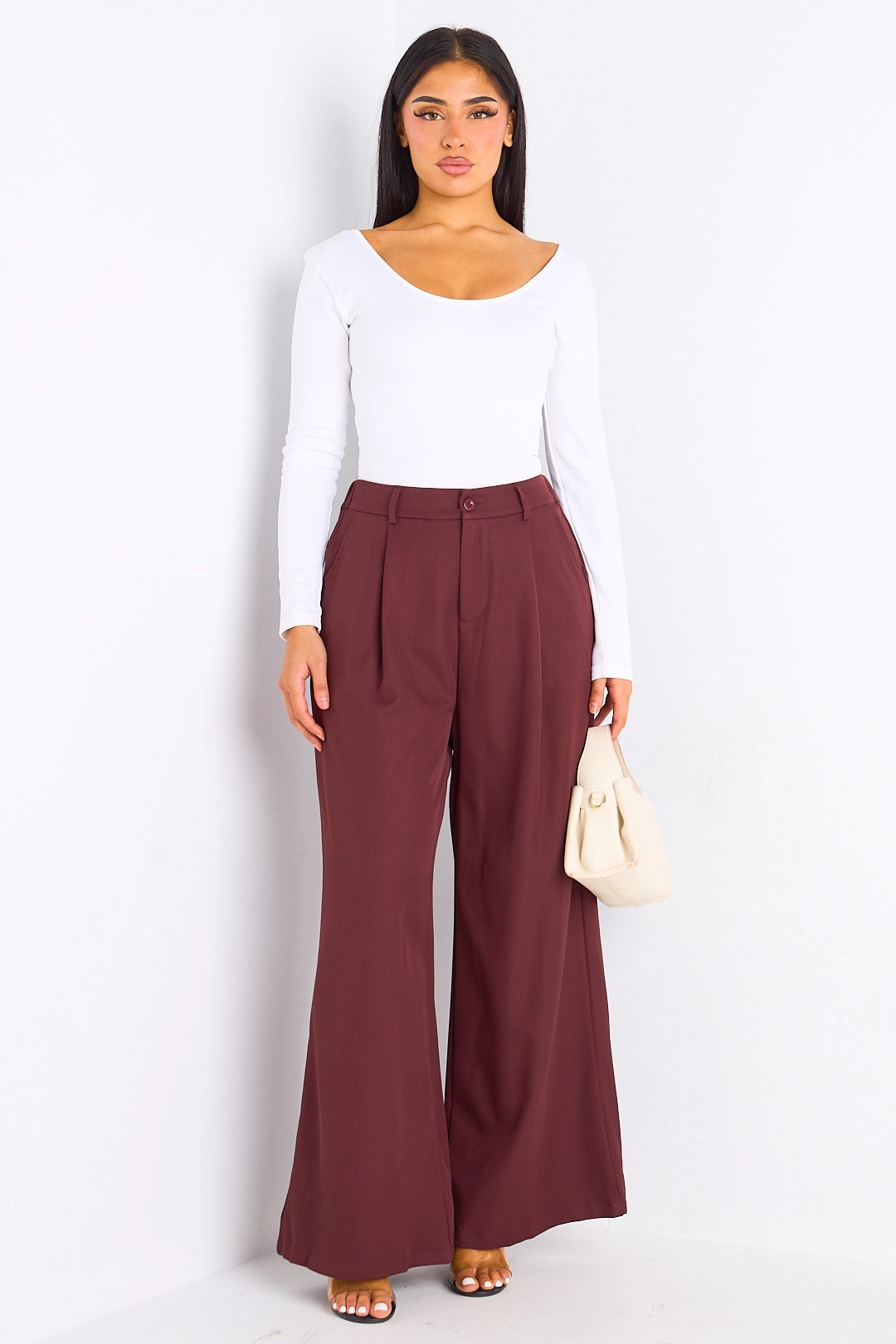 Pantalon à pince et coupe droite bordeaux
