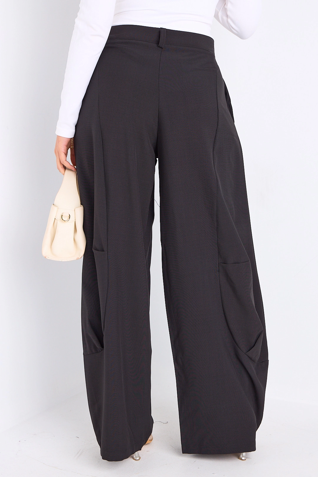 Pantalon de tailleur noir style palazzo