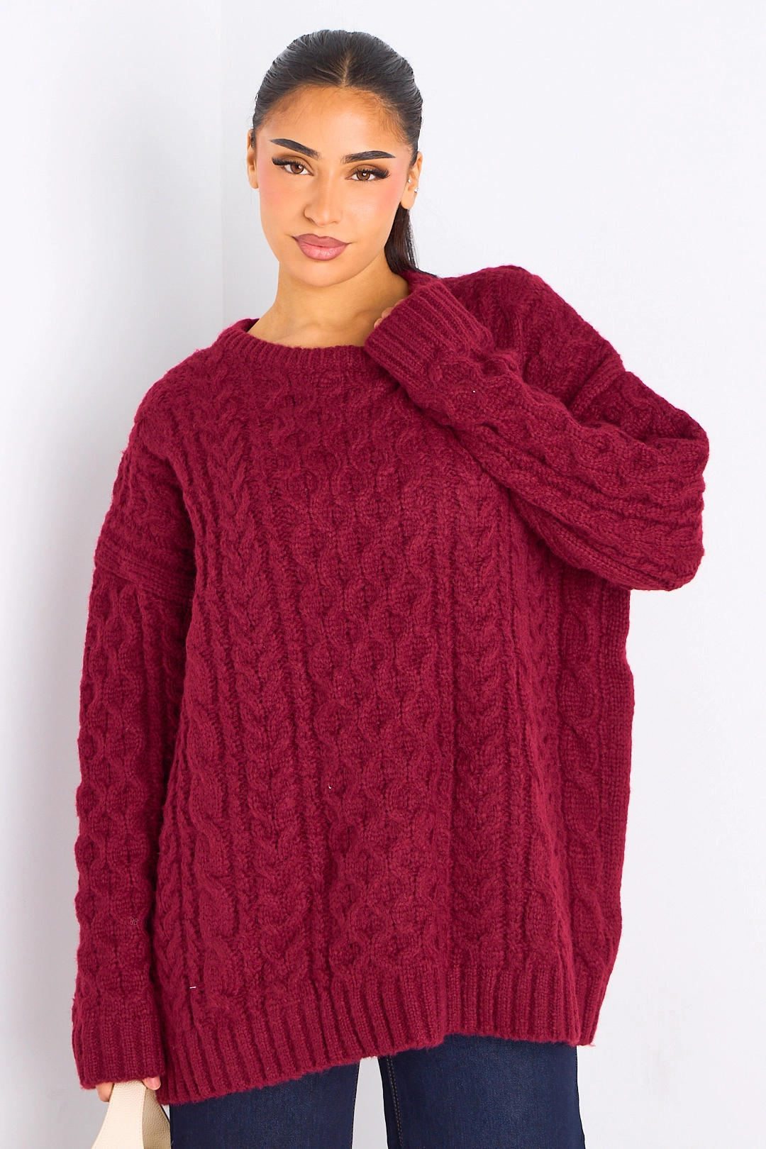Pull bordeaux en maille à effet torsadé