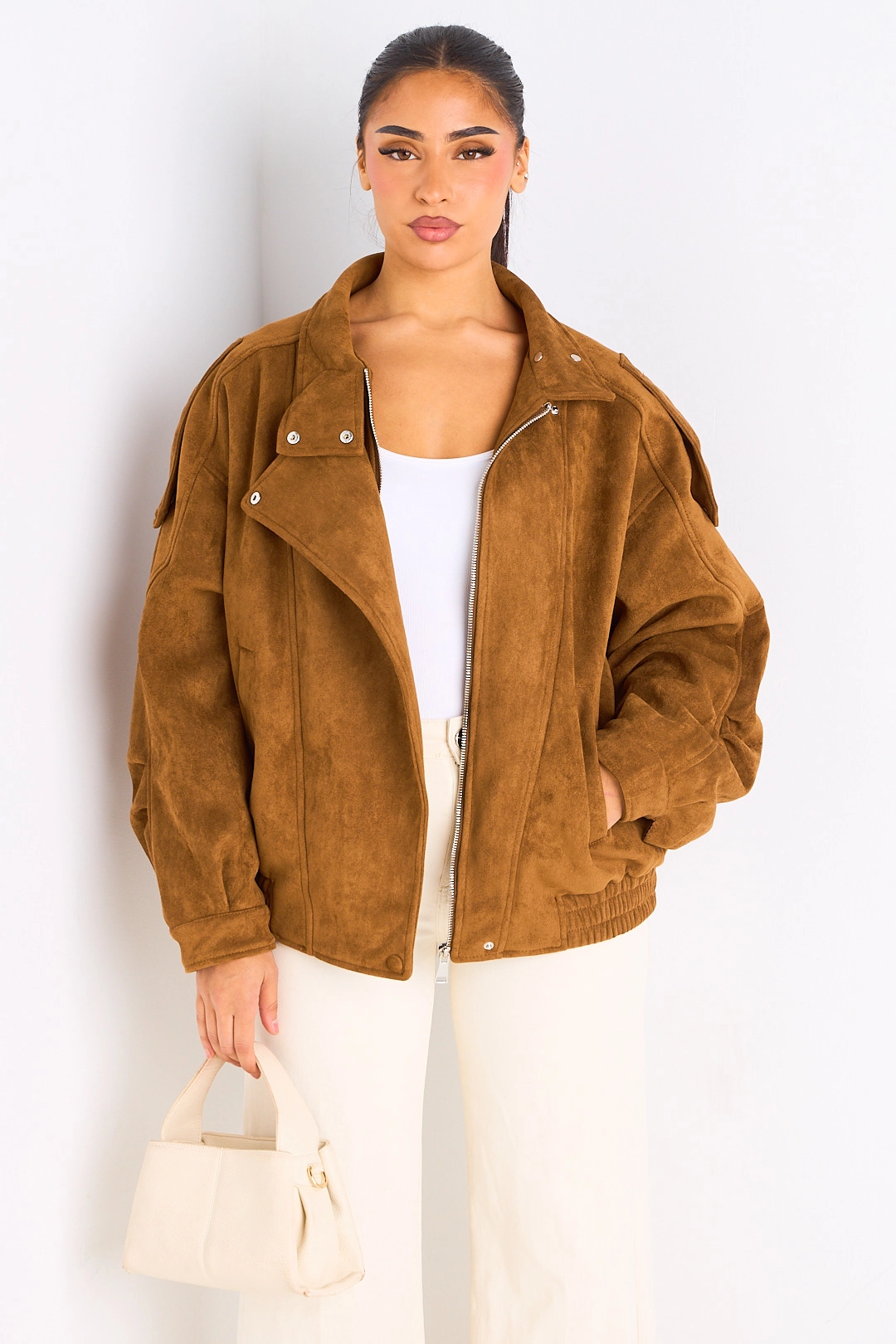 Veste courte en suédine camel
