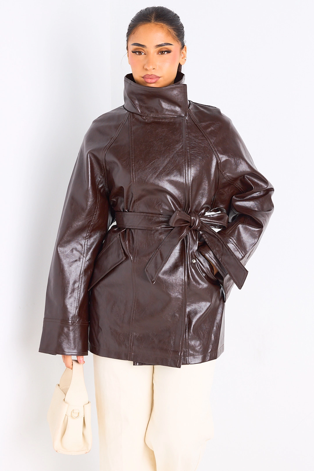 Manteau marron en simili cuir cintré